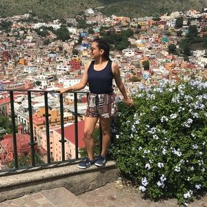 Meet your Posher, Zayda